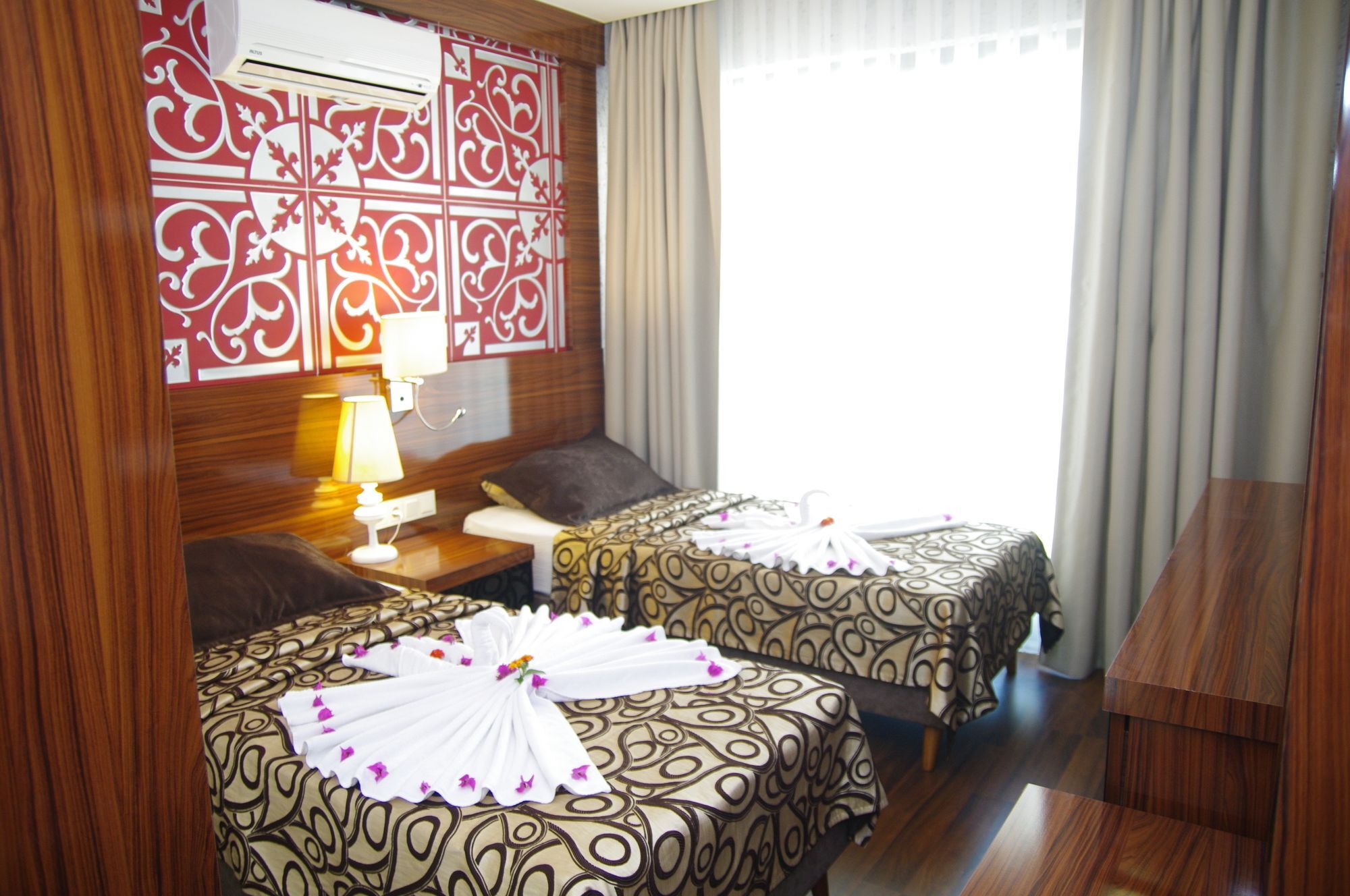 Grand Bayar Beach Hotel Alanya Esterno foto